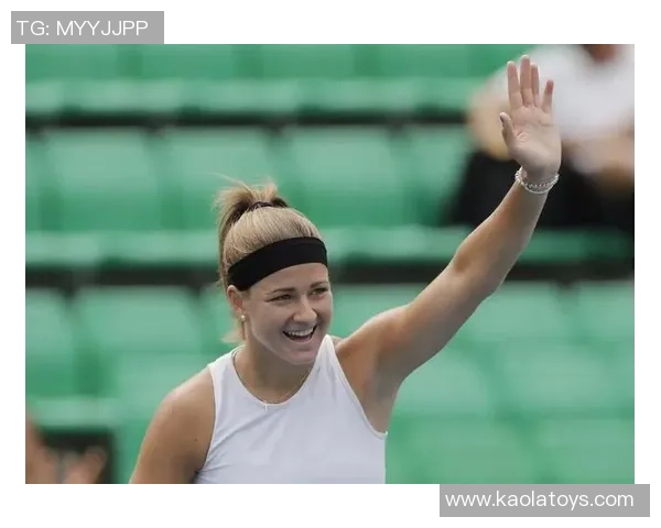 蓝月新星升起:17岁麦卡伊杜首秀破门,看台上的泪水与狂欢